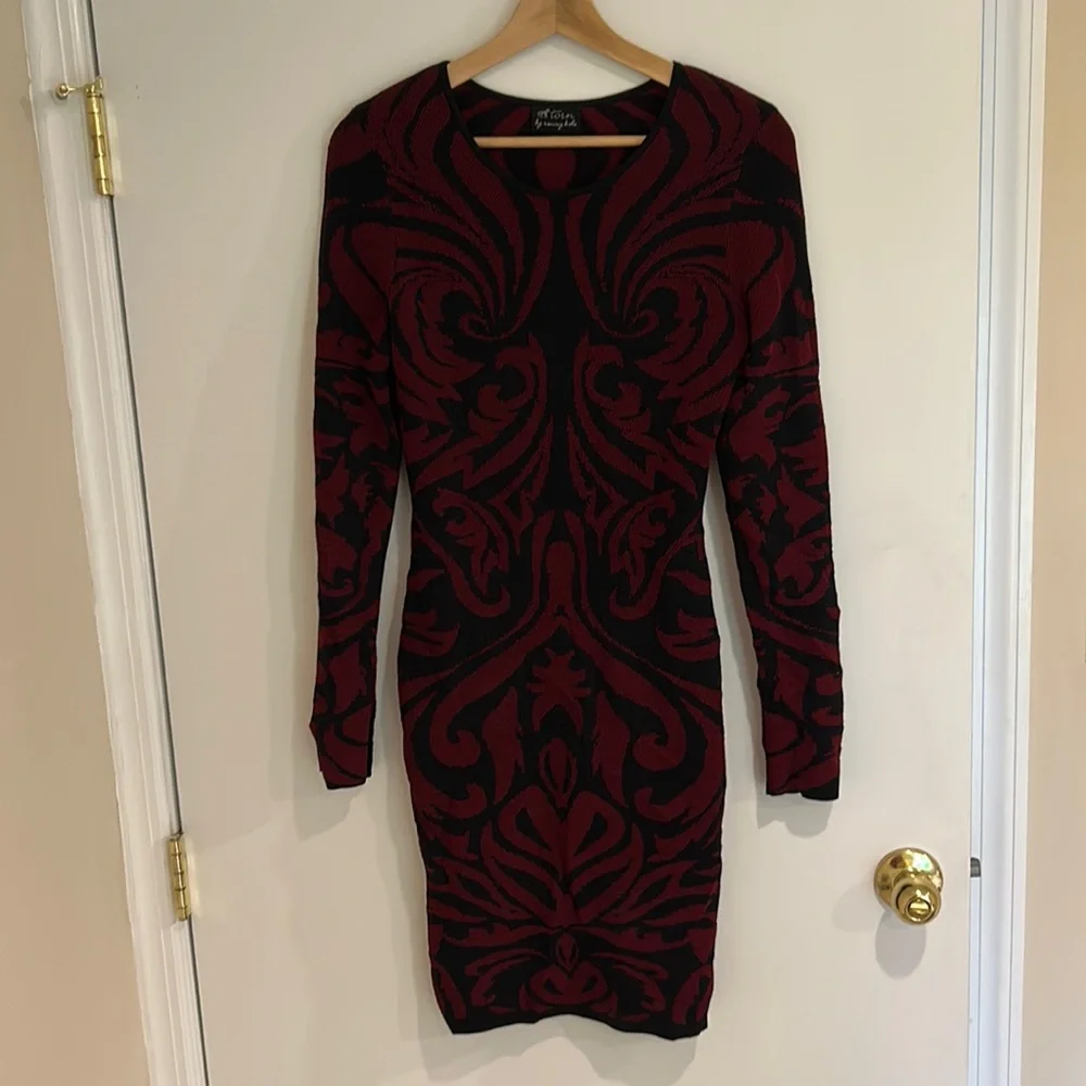 Torn by Ronny Kobo beautiful red and black long sleeve bodycon midi dress M